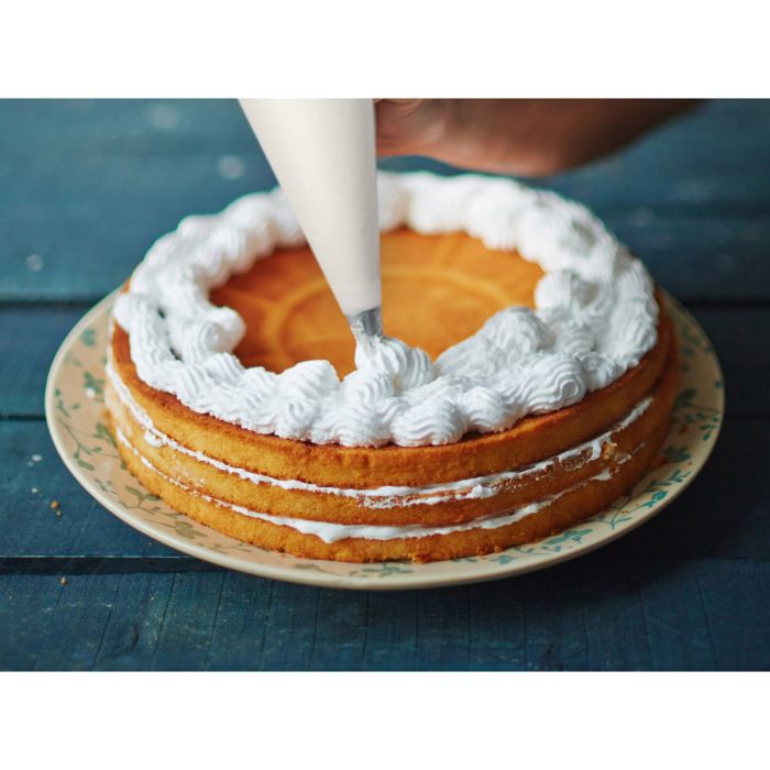 Baking Reusable Pastry Bag (14in)