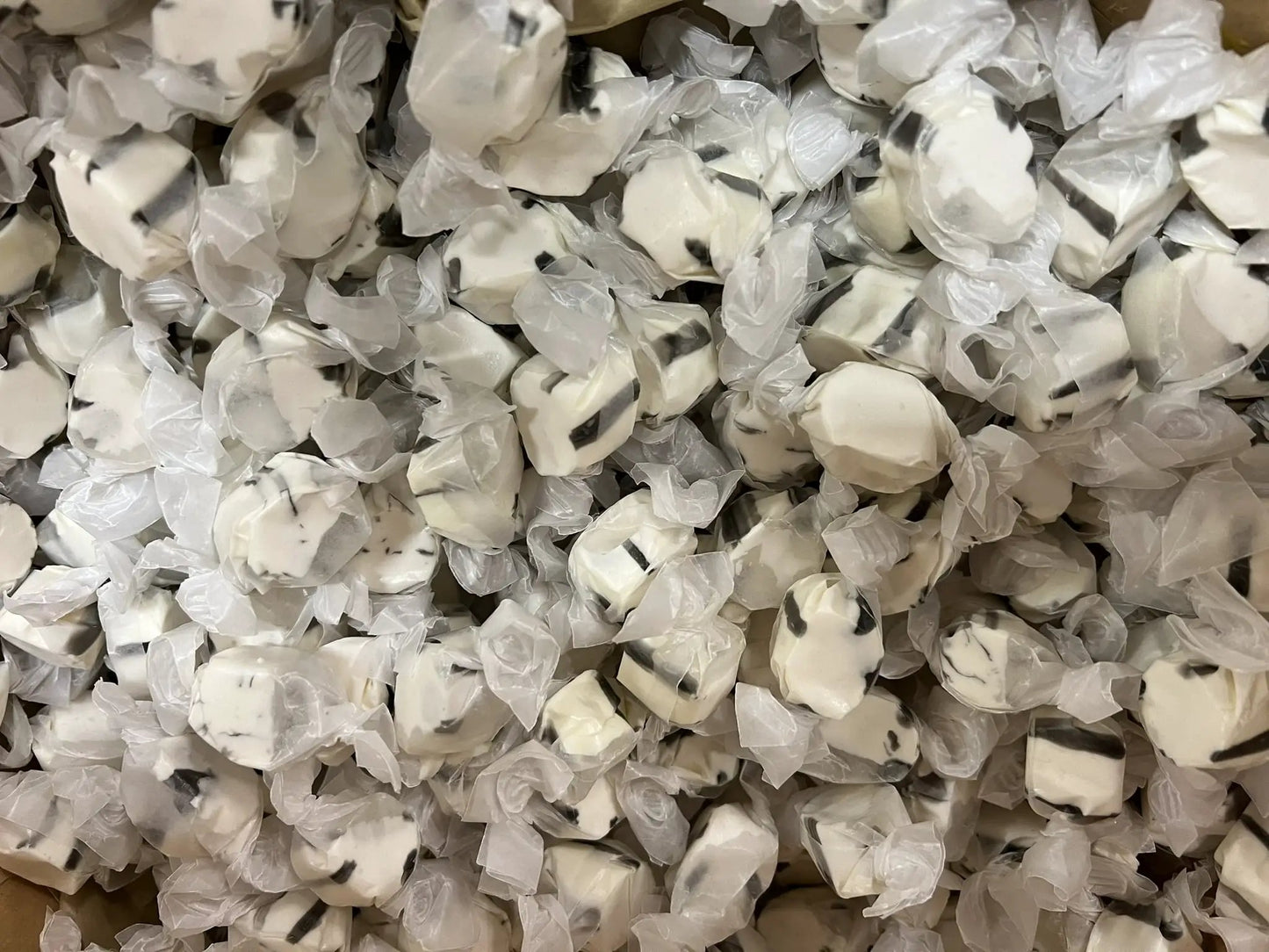 Ozarkland Black Licorice Taffy - Food Items Taffy