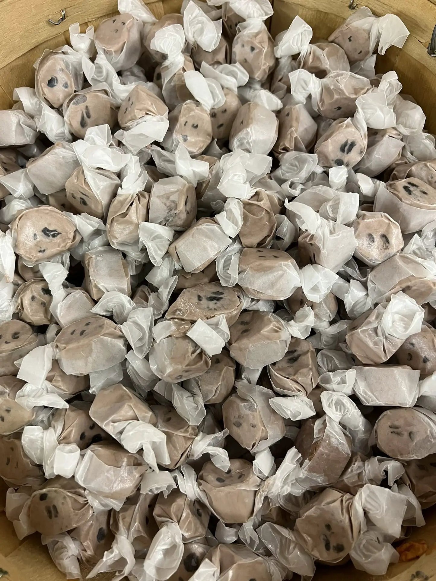Ozarkland Cookie Dough Taffy - Food Items Taffy
