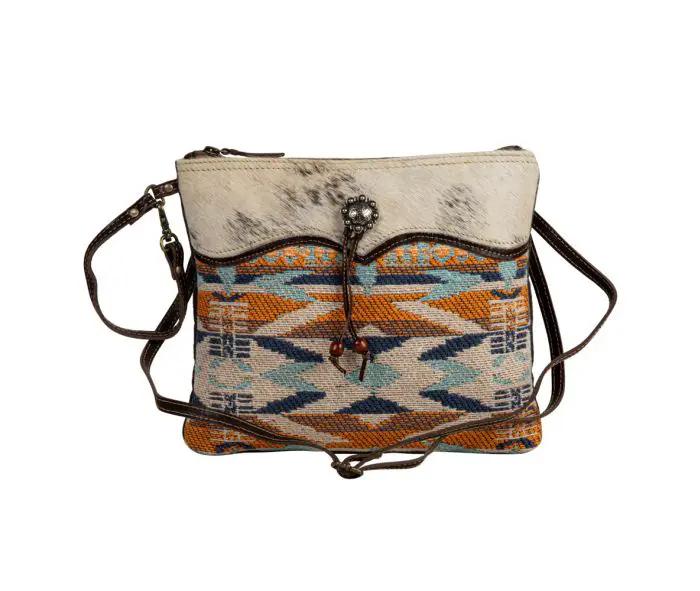 Myra Bag SUN SERAPE CROSSBODY BAG - Cross Body Bags
