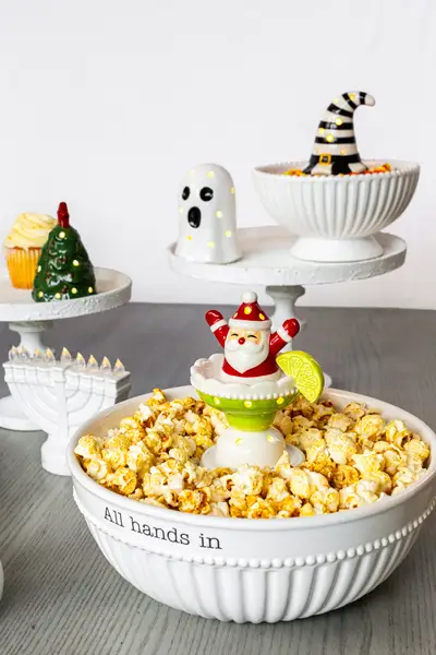 Mud Pie Mud Pie All Hands In Accessories Serving Bowl - Kitchen & Dining Kitchen Accessories