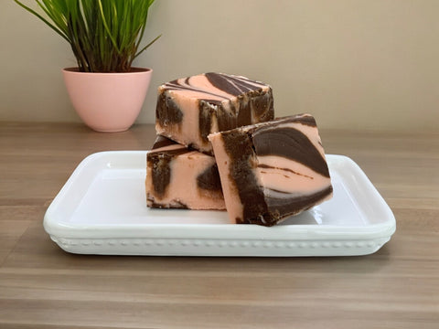 Amaretto Chocolate Swirl Fudge