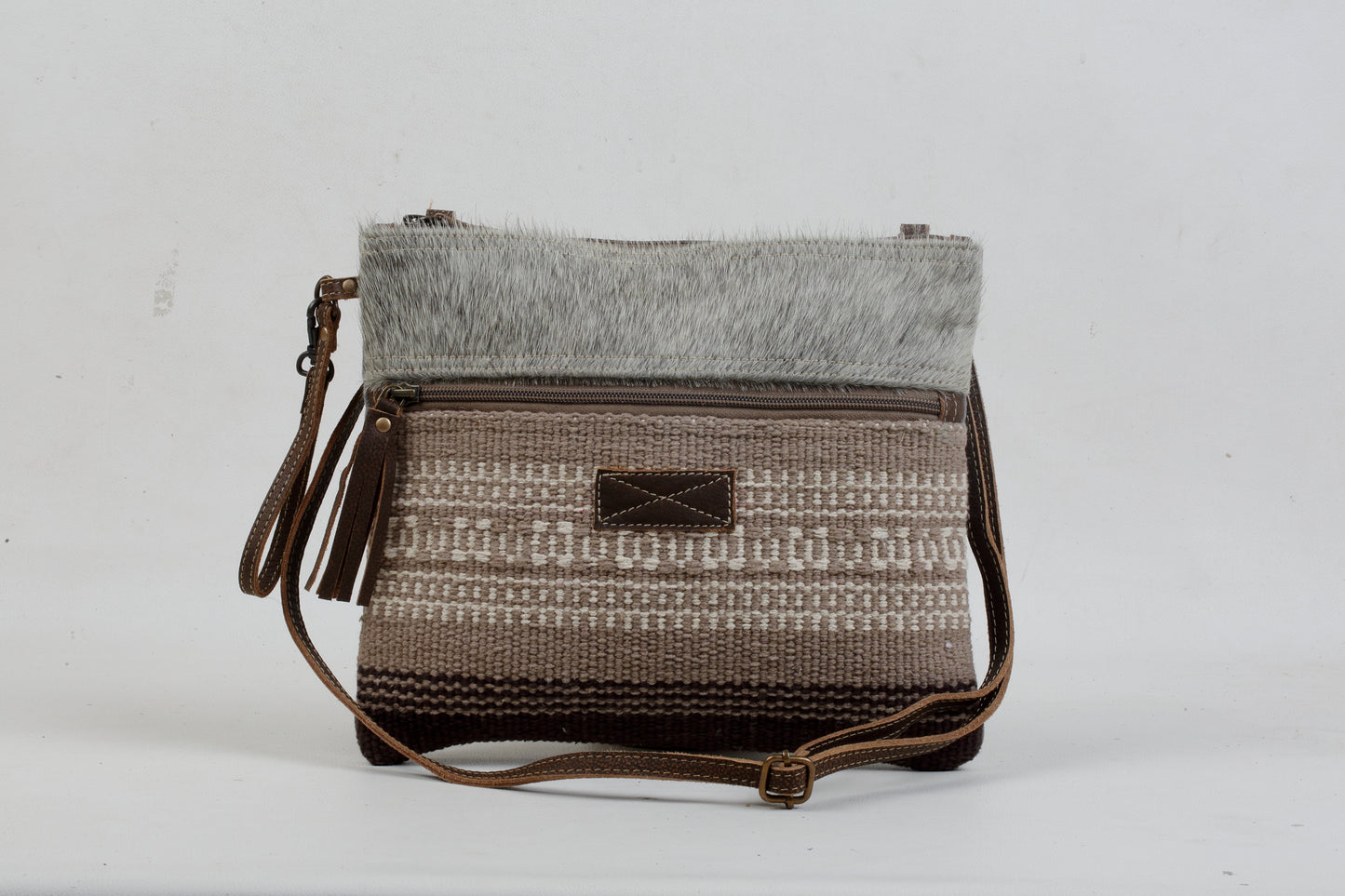 Presentable Small & Crossbody