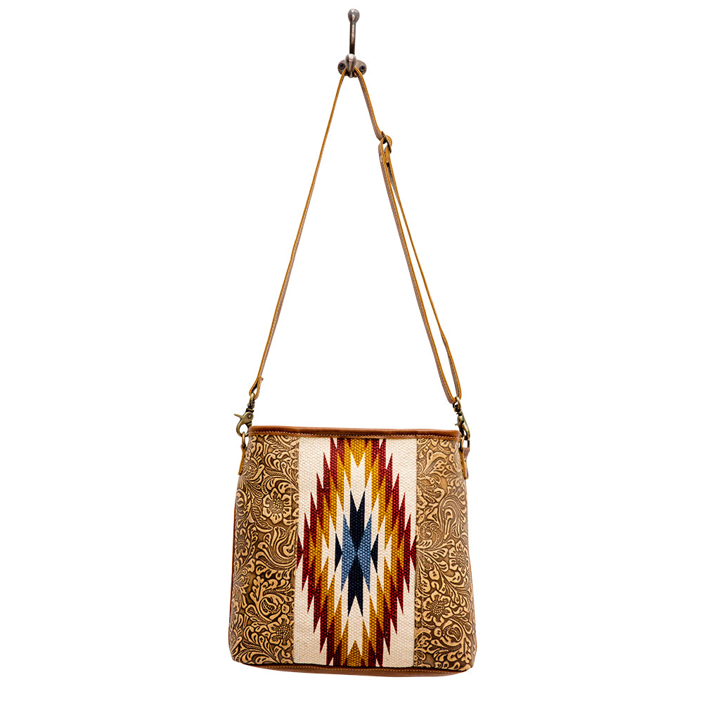 Luzy Shoulder Bag