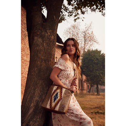 Luzy Shoulder Bag