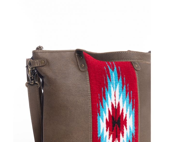Talon View Tote Bag in Coco & Red